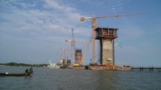 Cần trục tháp Potain model MC175C